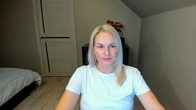 Alicee Gracee online show from 10/04/25, 06:28