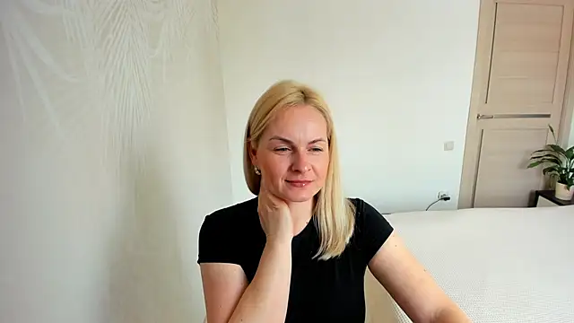 Alicee Gracee online show from 03/18/26, 09:56