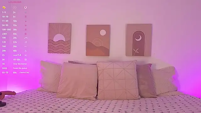 Snapshot of Mia_Heartt chatting on 11/26/25, 07:26 Mia Heartt online show from 11/26/25, 07:26