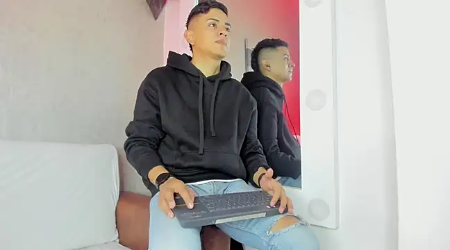 Lucii fer  online show from 02/23/25, 11:44