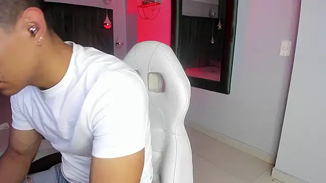 Lucii fer  online show from 11/09/25, 11:52