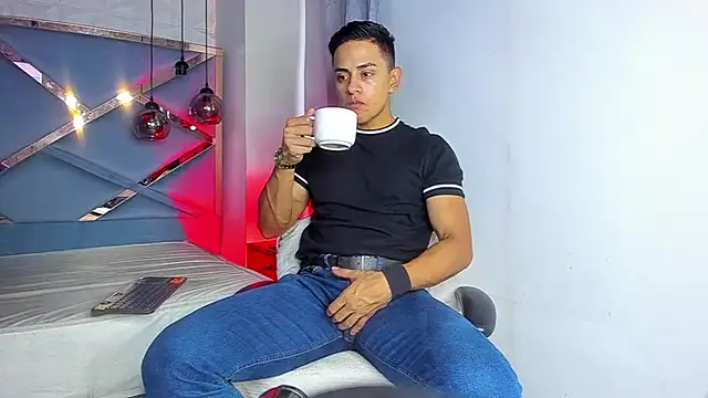 Lucii fer  online show from 03/14/26, 11:37