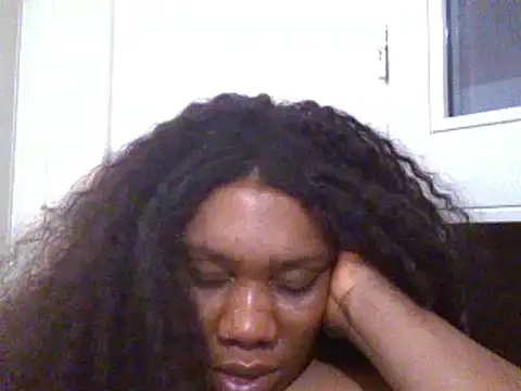 bonbonaumiel online show from 12/02/24, 01:47