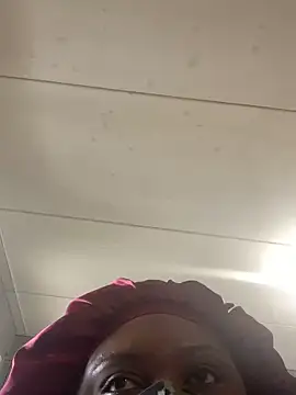 bonbonaumiel online show from 01/02/25, 12:46