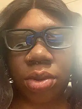 bonbonaumiel online show from 01/05/25, 02:17