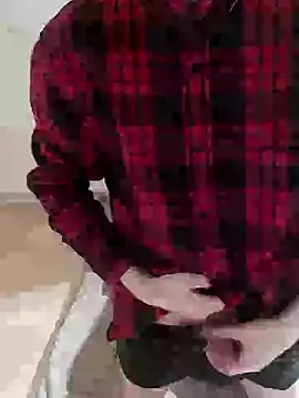 Snapshot of davidsocke chatting on 12/23/24, 05:39 davidsocke online show from 12/23/24, 05:39