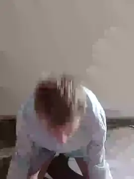 Snapshot of davidsocke chatting on 12/26/24, 04:10 davidsocke online show from 12/26/24, 04:10