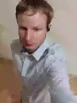 Snapshot of davidsocke chatting on 02/07/25, 10:29 davidsocke online show from 02/07/25, 10:29