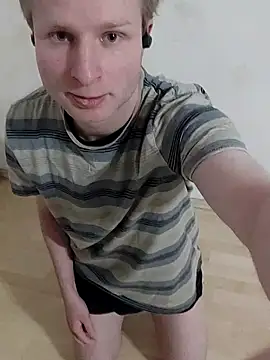 Snapshot of davidsocke chatting on 02/21/25, 12:28 davidsocke online show from 02/21/25, 12:28