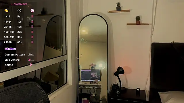 whitesemma online show from 07/23/26, 01:58