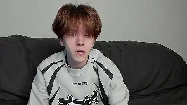 Snapshot of braxiboy chatting on 12/05/24, 09:17 braxiboy online show from 12/05/24, 09:17