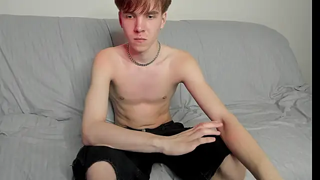 Snapshot of braxiboy chatting on 12/14/24, 03:47 braxiboy online show from 12/14/24, 03:47