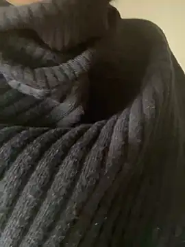 Bella0815 online show from 12/15/24, 07:13