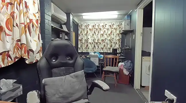 tilobinder online show from 03/03/25, 03:42