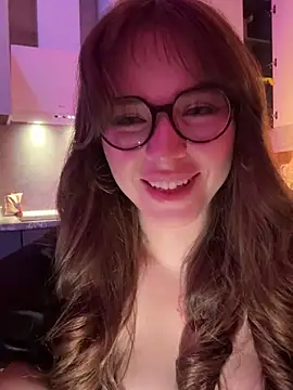 CutiePie3 online show from 12/17/25, 07:53