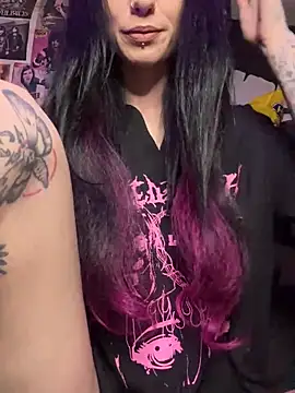 MissMidnightUK online show from 03/27/26, 12:38