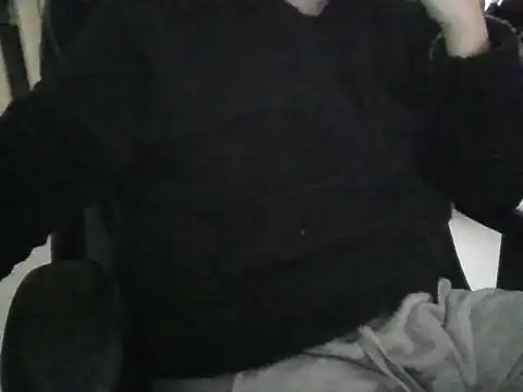 Snapshot of realityyshowww chatting on 11/14/25, 11:42 realityyshowww online show from 11/14/25, 11:42