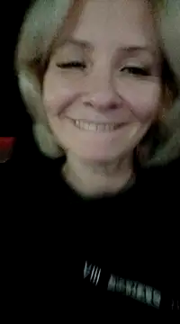 Snapshot of Milen_Milf chatting on 12/23/24, 01:24 Milen Milf online show from 12/23/24, 01:24