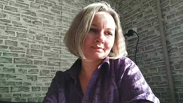 EdithManning online show from 02/13/25, 08:06