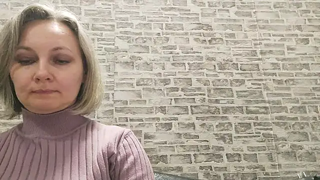 EdithManning online show from 02/27/25, 03:15