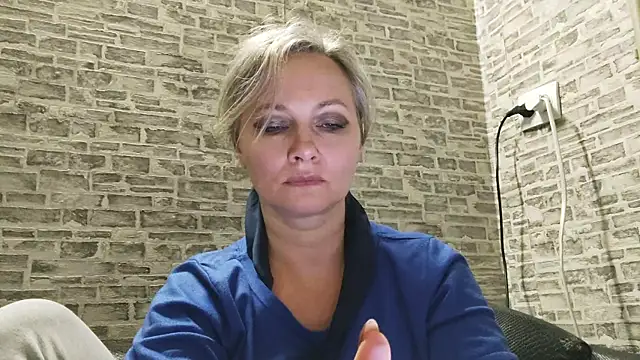 EdithManning online show from 03/06/25, 03:35