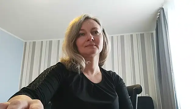 EdithManning online show from 01/13/26, 01:16