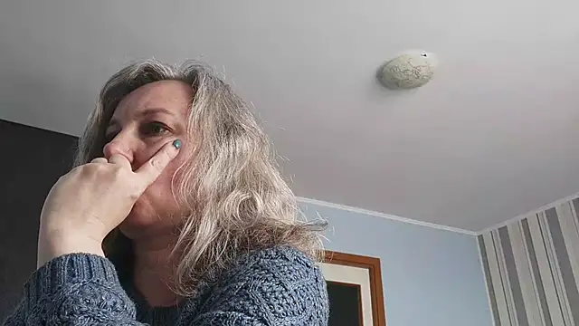 EdithManning online show from 04/23/26, 09:30