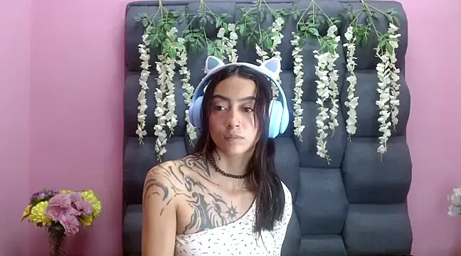 Snapshot of Miaa_Thopmson chatting on 03/04/25, 07:22 Miaa Thopmson online show from 03/04/25, 07:22