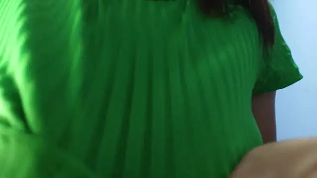 Snapshot of Miaa_Thopmson chatting on 12/14/25, 01:11 Miaa Thopmson online show from 12/14/25, 01:11