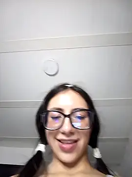 MissAfroditha online show from 11/25/25, 04:23