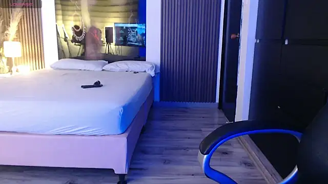 Sam mansson66 online show from 11/19/25, 03:12