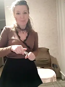 VselenaSun402 online show from 02/18/25, 12:17