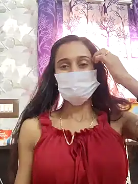 Snapshot of Oleevia chatting on 12/22/24, 09:44 Oleevia online show from 12/22/24, 09:44