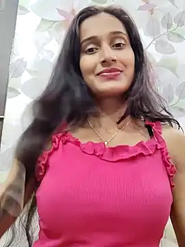 Snapshot of Oleevia chatting on 12/29/24, 10:45 Oleevia online show from 12/29/24, 10:45