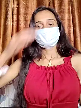 Snapshot of Oleevia chatting on 01/05/25, 10:53 Oleevia online show from 01/05/25, 10:53