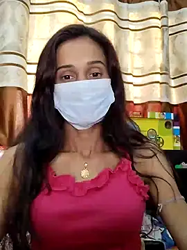 Snapshot of Oleevia chatting on 01/18/25, 10:39 Oleevia online show from 01/18/25, 10:39