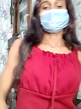 Snapshot of Oleevia chatting on 01/25/25, 05:08 Oleevia online show from 01/25/25, 05:08