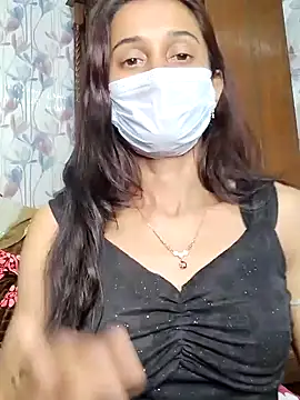 Snapshot of Oleevia chatting on 02/01/25, 06:19 Oleevia online show from 02/01/25, 06:19