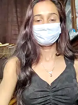 Snapshot of Oleevia chatting on 02/02/25, 02:17 Oleevia online show from 02/02/25, 02:17