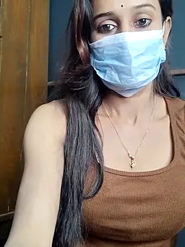 Snapshot of Oleevia chatting on 11/15/25, 08:33 Oleevia online show from 11/15/25, 08:33