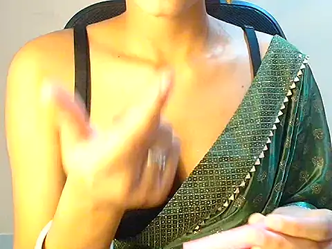 Snapshot of Chandani-Love chatting on 05/23/26, 07:02 Chandani-Love online show from 05/23/26, 07:02