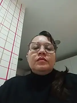 gaby0075 online show from 12/02/24, 07:16