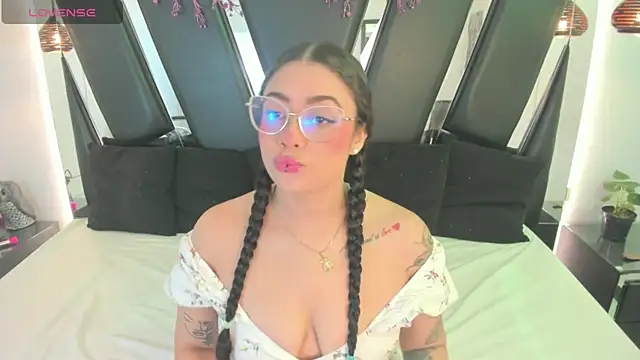 antonelllepiercee online show from 07/19/26, 11:36