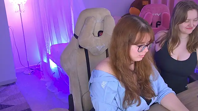 KellyPoter online show from 04/24/26, 06:16