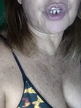 Kasandra Ho online show from 11/19/25, 02:22