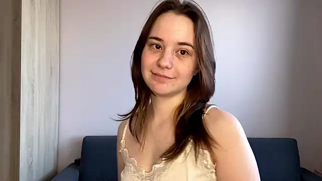 Snapshot of EditaBumford chatting on 04/16/26, 06:14 EditaBumford online show from 04/16/26, 06:14