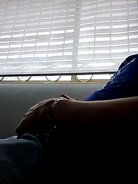 dragon1006 online show from 04/11/26, 08:35