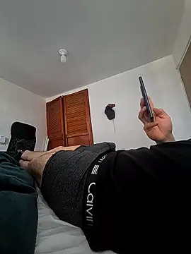 dragon1006 online show from 04/19/26, 12:04