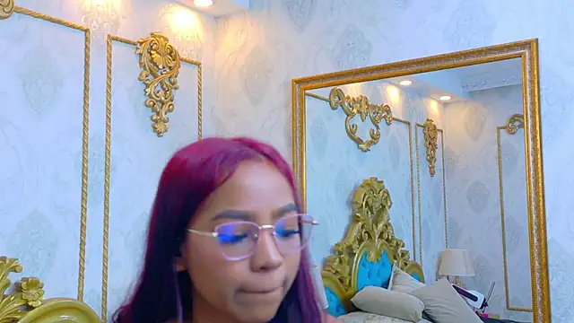 LucyLeah online show from 11/05/25, 12:49