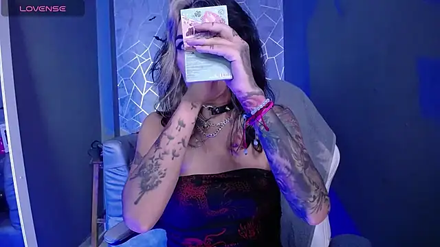 amelierouss online show from 02/03/26, 03:26